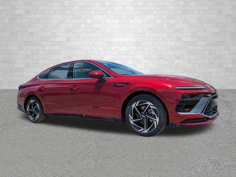 New 2026 Hyundai Sonata SEL FWD image 1