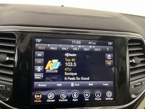 Used 2021 Jeep Grand Cherokee Overland image 15