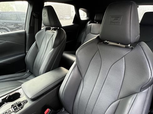 Certified 2024 Lexus RX 350 F Sport w/ Convenience Package image 17