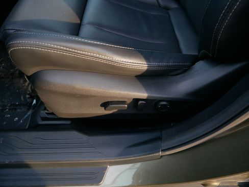 Used 2022 Subaru Outback Limited image 20