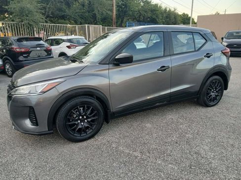 Used 2024 Nissan Kicks S FWD image 1