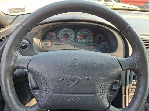 Used 2002 Ford Mustang GT RWD image 20