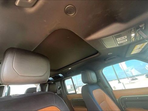 Used 2020 Land Rover Defender 110 X image 27