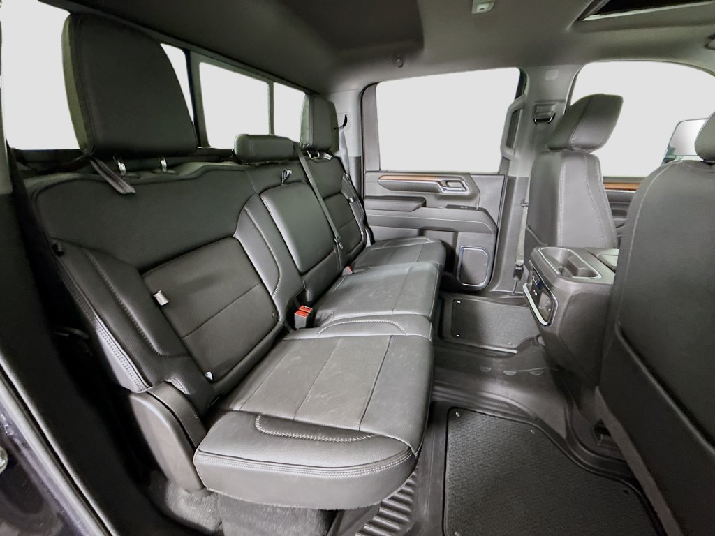 Used 2024 GMC Sierra 2500 Denali w/ Denali Reserve Package AWD/4WD image 28