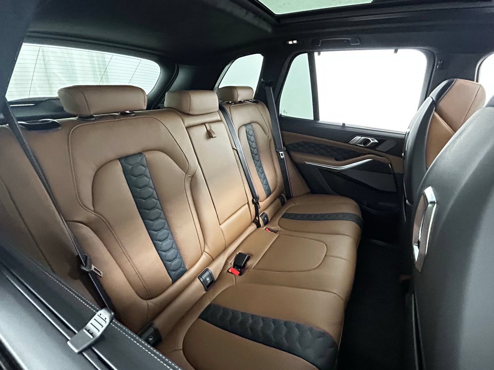 New 2026 BMW X5 M Competition w/ Executive Package AWD/4WD image 72