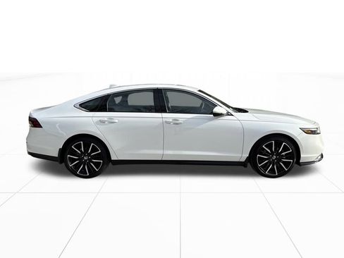Certified 2023 Honda Accord Touring image 10