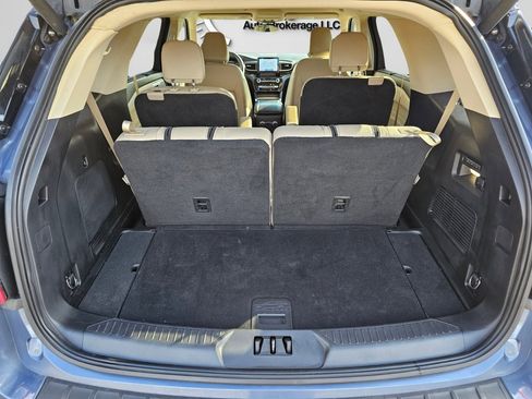 Used 2021 Ford Explorer Limited w/ Hybrid Equipment Group 310A image 19