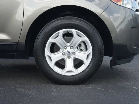 Used 2014 Ford Edge SEL w/ Equipment Group 205A FWD image 4
