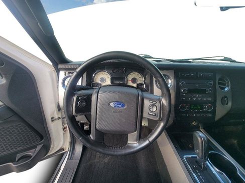 Used 2011 Ford Expedition EL XLT w/ 202A Rapid Spec Order Code AWD/4WD image 12