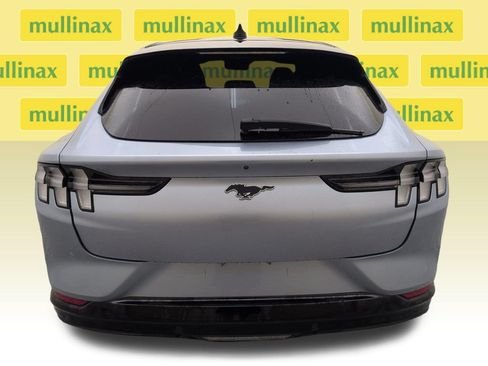 Used 2022 Ford Mustang Mach-E Premium RWD image 31