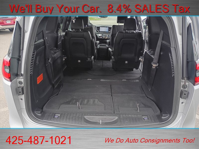 Used 2026 Chrysler Pacifica Select FWD image 23