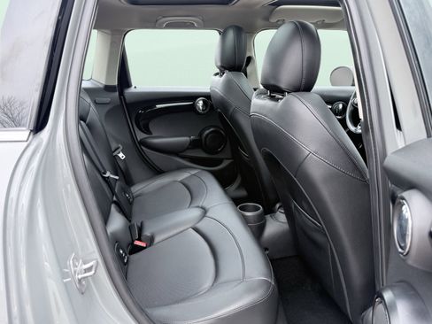 Used 2019 MINI Cooper S image 35