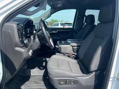 Used 2022 GMC Sierra 1500 Elevation w/ X31 Off-Road Package AWD/4WD image 8