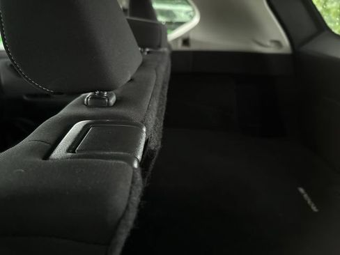 Certified 2023 Nissan Rogue S FWD image 9