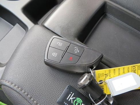 Used 2026 GMC Sierra 1500 Pro w/ Pro Value Package image 29