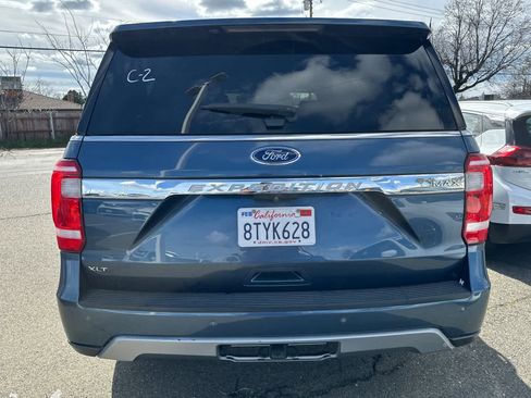 Used 2018 Ford Expedition Max XLT image 5