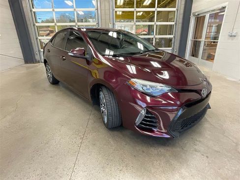 Used 2017 Toyota Corolla SE 50th Anniversary image 7