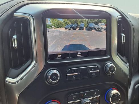 Used 2022 Chevrolet Silverado 1500 LT w/ Convenience Package II AWD/4WD image 37