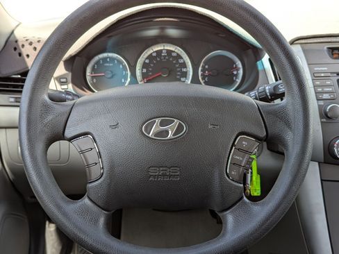 Used 2010 Hyundai Sonata GLS image 20