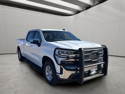 Used 2022 Chevrolet Silverado 1500 LT w/ Bed Protection Package image 7