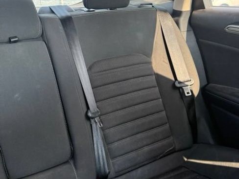 Used 2018 Ford Fusion SE FWD image 19