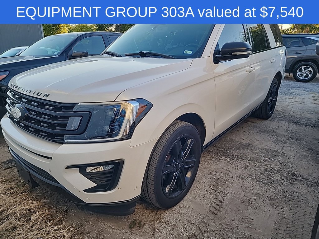 Used 2019 Ford Expedition Limited w/ Equipment Group 303A RWD image 2