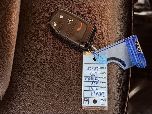 Used 2024 Jeep Compass Limited image 35