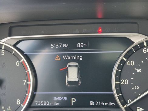 Used 2021 Nissan Rogue SL FWD image 14