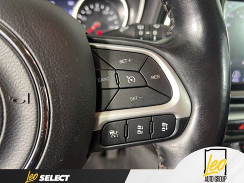 Used 2021 Jeep Compass Limited FWD image 18