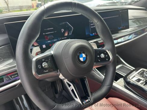 Used 2024 BMW 760i xDrive w/ Executive Package AWD/4WD image 13