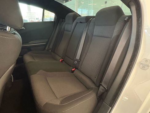 Used 2019 Dodge Charger SXT RWD image 22