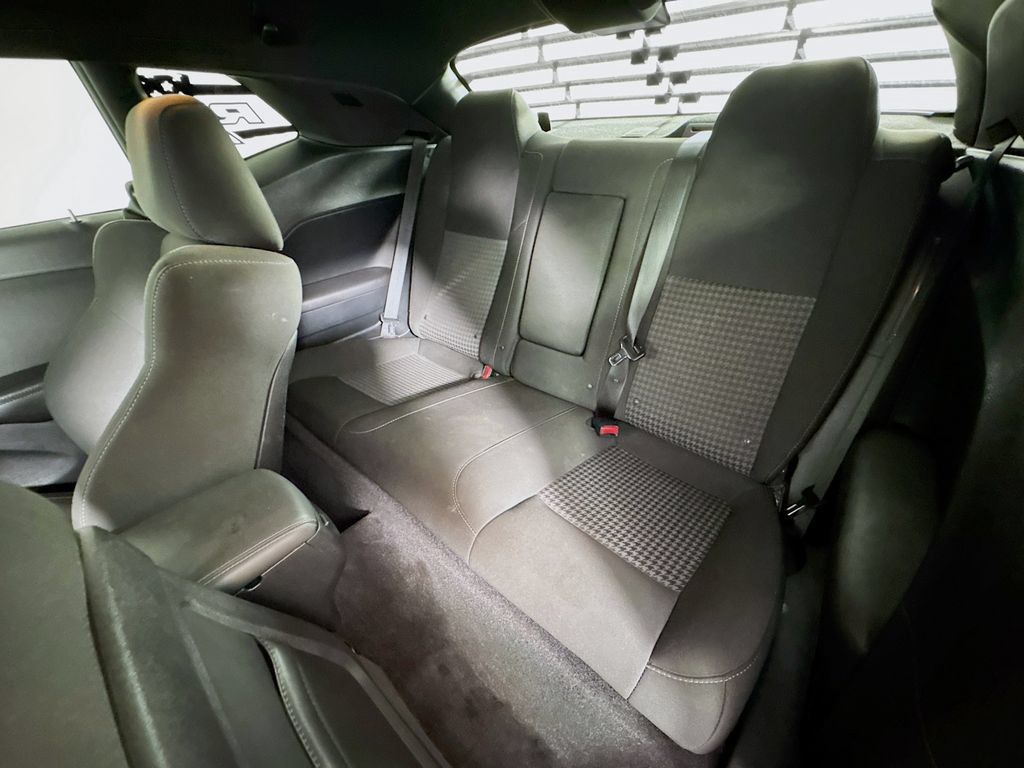 Used 2018 Dodge Challenger R/T RWD image 22