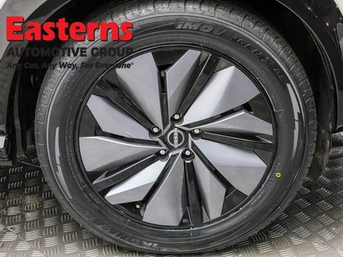 Used 2023 Nissan Ariya FWD image 31