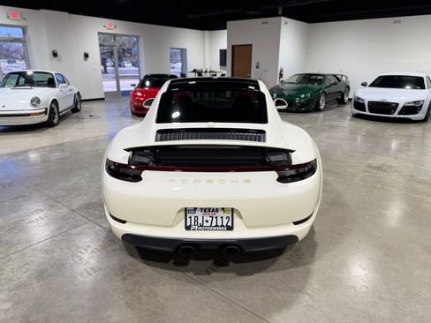 Used 2019 Porsche 911 Carrera 4 GTS image 14
