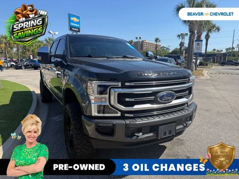 Used 2020 Ford F250 Platinum w/ FX4 Off-Road Package AWD/4WD image 2