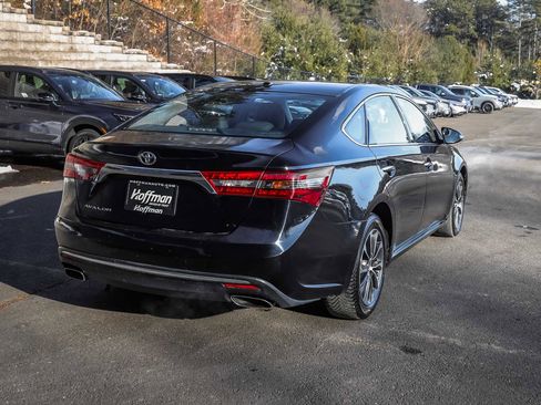 Used 2016 Toyota Avalon XLE image 5