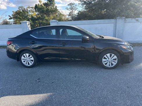 Used 2024 Nissan Sentra S image 4