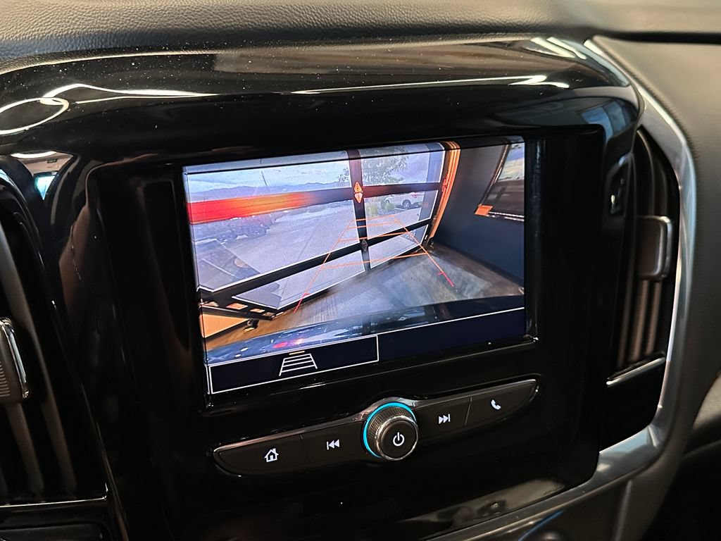 Used 2020 Chevrolet Traverse LS AWD/4WD image 14