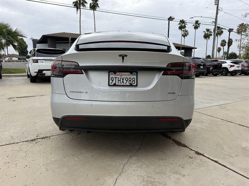Used 2016 Tesla Model X 90D AWD/4WD image 4