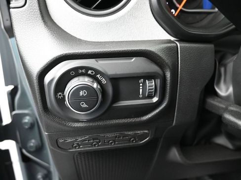 New 2026 Jeep Gladiator Sport AWD/4WD image 13