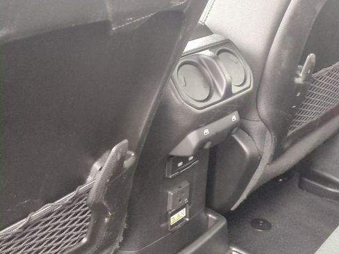 Used 2025 Jeep Wrangler Unlimited Rubicon 4xe w/ Safety Group AWD/4WD image 23