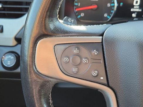 Used 2020 GMC Yukon Denali w/ Denali Premium Package image 33