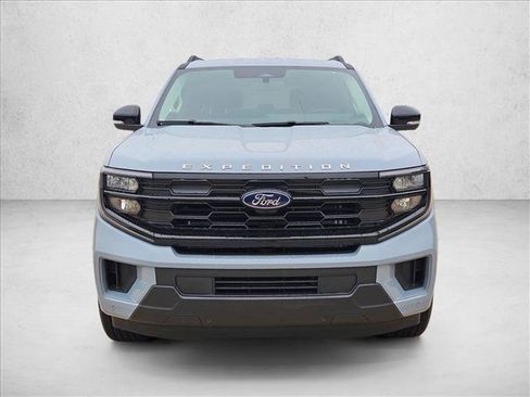 New 2026 Ford Expedition Max Active RWD image 6