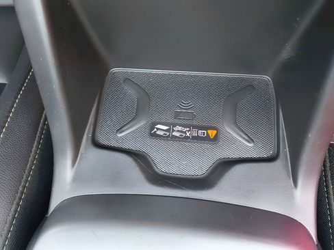 Used 2019 Chevrolet Colorado ZR2 image 30