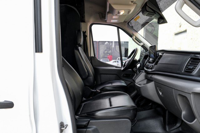 Used 2020 Ford Transit 250 Medium Roof w/ Load Area Protection Package RWD image 32