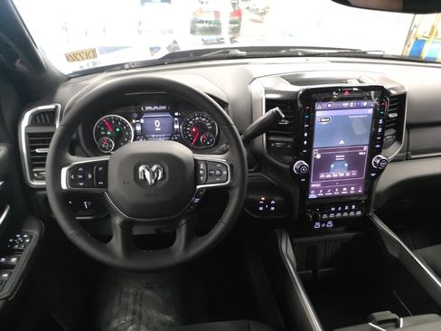 New 2026 RAM 2500 Big Horn AWD/4WD image 19