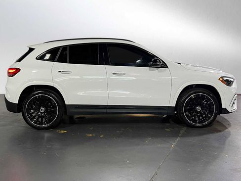 Certified 2025 Mercedes-Benz GLA 250 4MATIC image 8