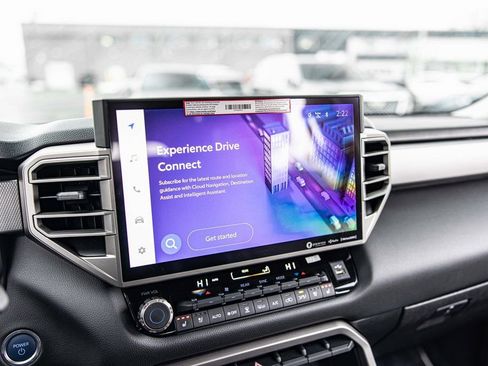 Used 2024 Toyota Sequoia Limited image 27