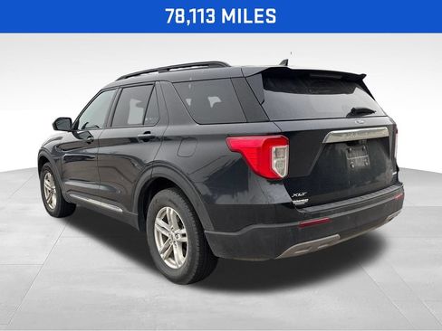 Used 2022 Ford Explorer XLT w/ Equipment Group 202A AWD/4WD image 4