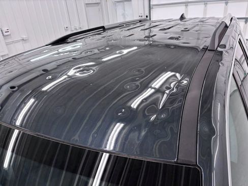 Used 2018 Chevrolet Traverse LT FWD image 30